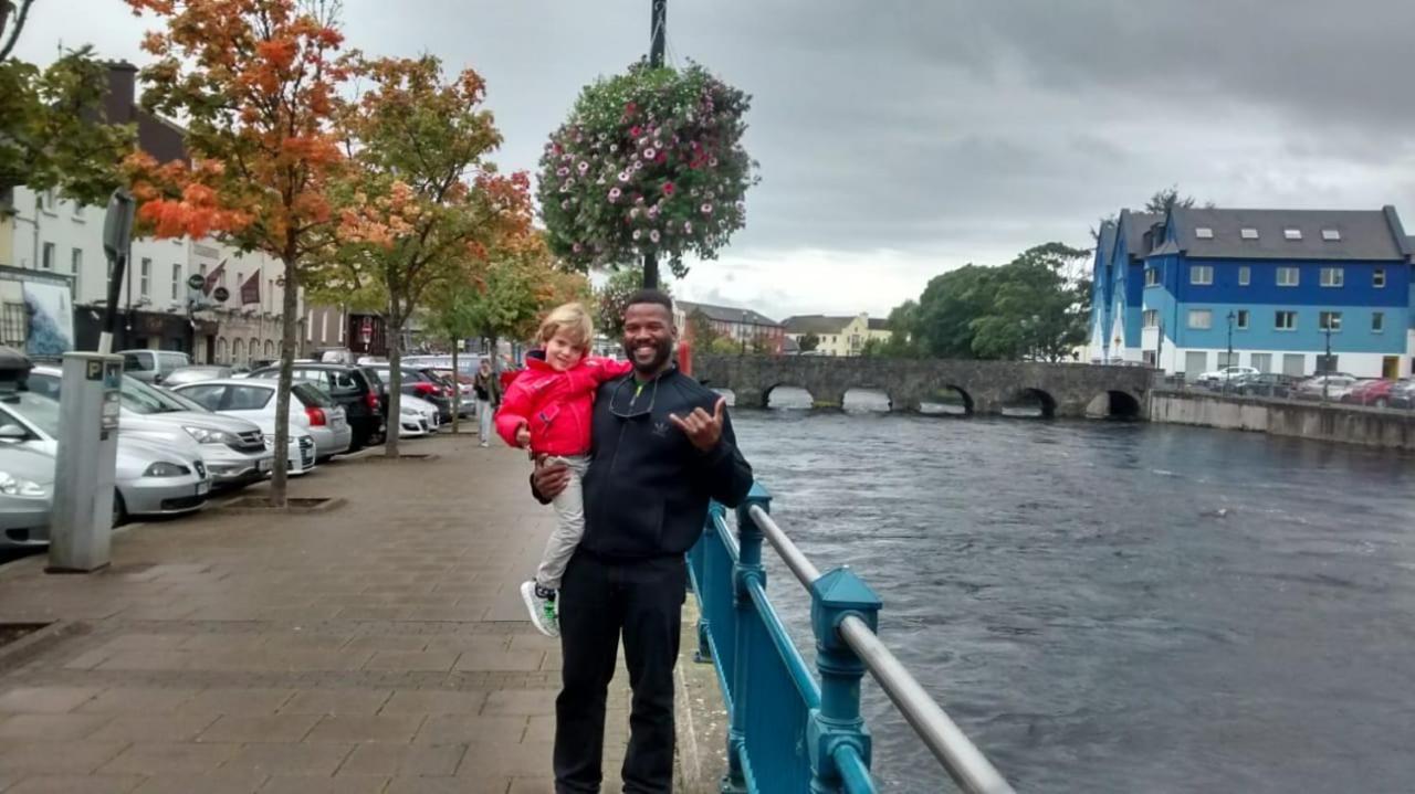Easkey Hostel Sligo Buitenkant foto